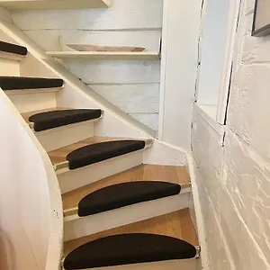 Charming House, Rare Historic House From 1779, Whole House Appartement Bergen