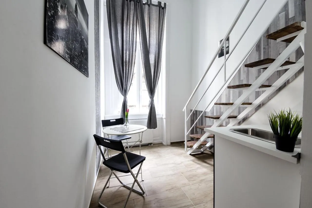 Rio'S Stylish Central Flats Budapest