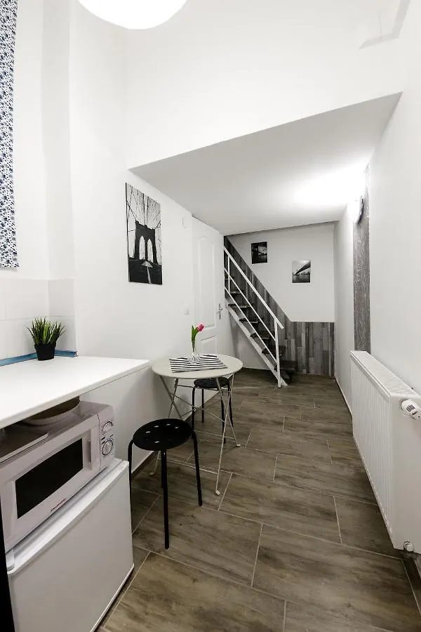 Rio'S Stylish Central Flats Budapesta 0*,  Ungaria